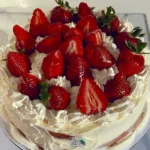 Fluffy and Moist Strawberry Cream Cake