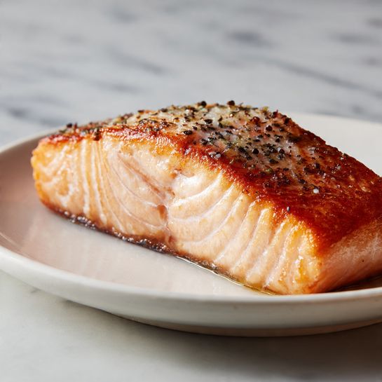 Yogurt and Spice Roasted Salmon 4 Yogurt and Spice Roasted Salmon - Recipe Image