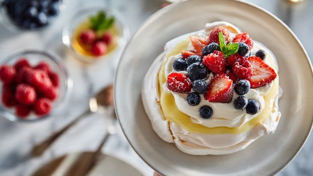 Valentine Lemon Berry Pavlova - Recipe Image