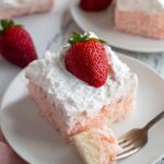 3 Ingredient No Bake Strawberry Cloud Cake Recipe
