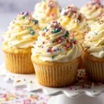 Easy Homemade Vanilla Cupcakes Recipe